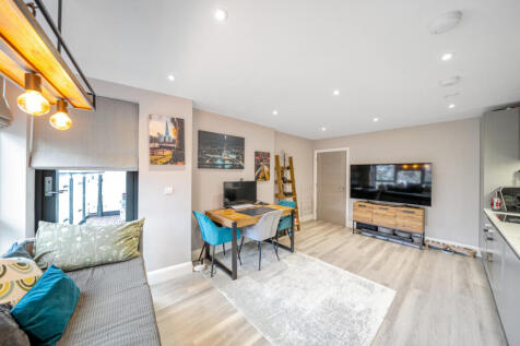 Kitchen/Sitting Room
