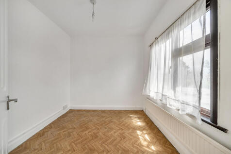 1315130-5-685d478...