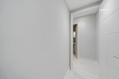 1365826-16-68e7c7...