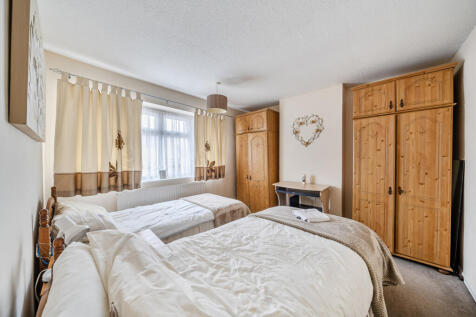 1364823-2-68ecf1c...