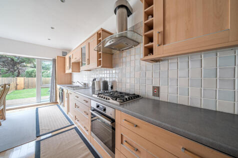 1381642-9-691469f...