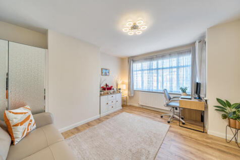 1381545-8-6915c43...