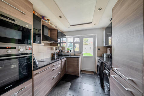 1376244-13-690b2b...