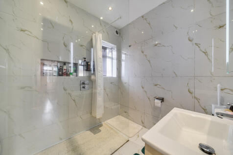 1376244-6-690b2a1...