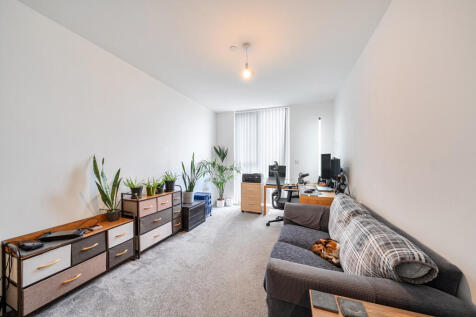 1383428-15-691eed...