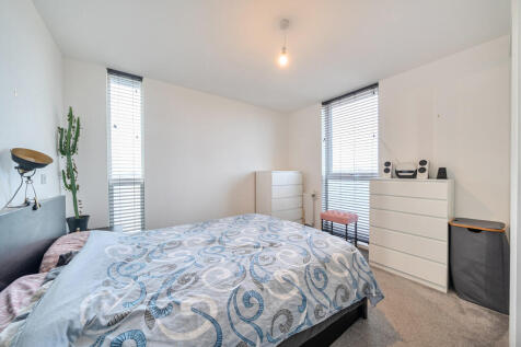 1383428-12-691eed...