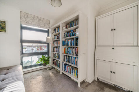 1393052-16-69457c...