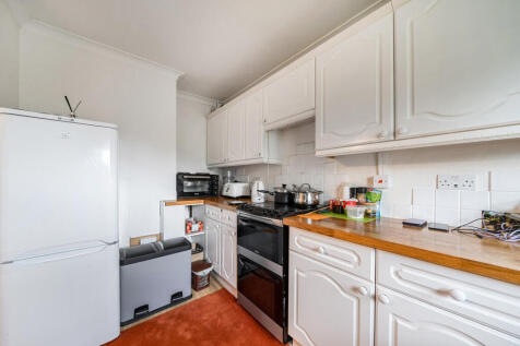 1376275-10-690c76...