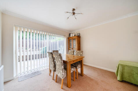 1382638-2-691c7b5...