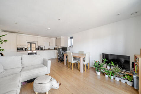 1364990-15-68e7ba...