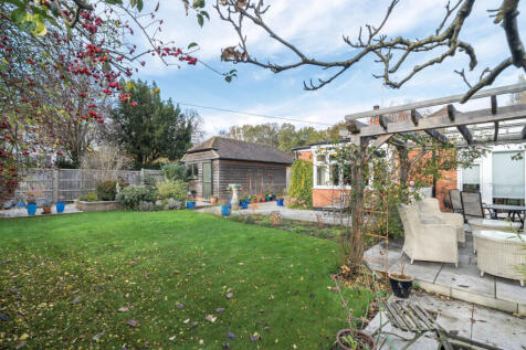 1380699-9-6915ca9...