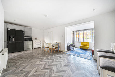 1384234-8-6920945...