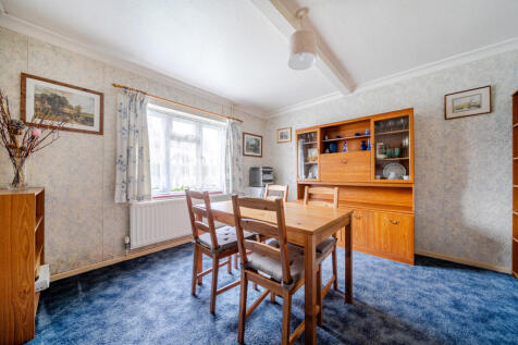 1381539-11-692465...