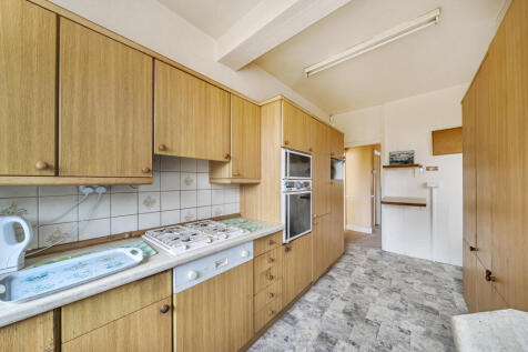 1362511-9-68dd39e...