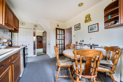 1374046-6-690236e...