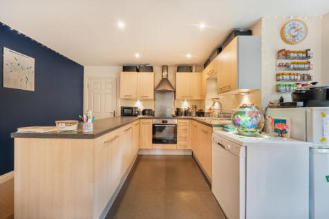 1382668-6-691c7b5...