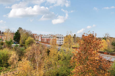 1382675-19-691e09...