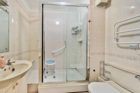 1301816-17-684831...