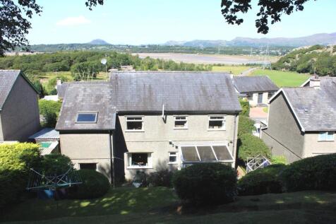 Rear Garden Views