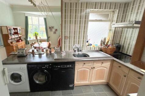Kitchen Dining Rm 2