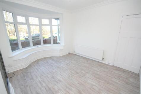 Living Room (2)