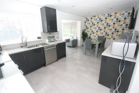 Family Kitchen (2)