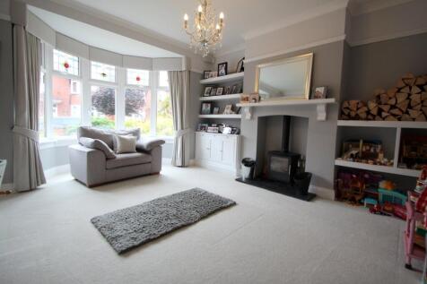 Front Lounge