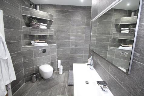 En Suite (2)