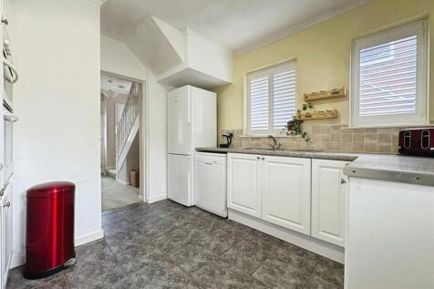 Kitchen (2)