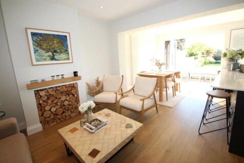 Living/Diningkitchen