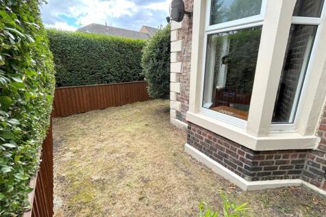 Front Garden 3