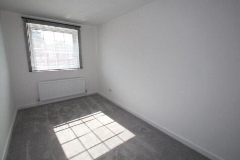 Bedroom Four (2)