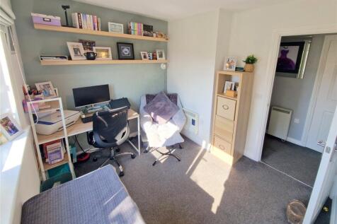 Bedroom Two (2)