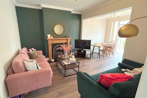 Rear Lounge