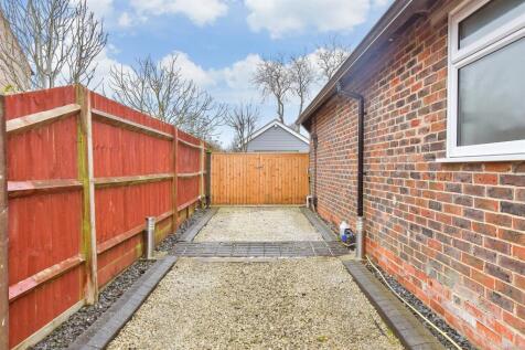 Driveway/Parking