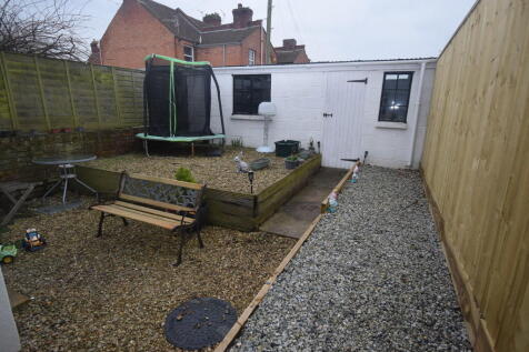 courtyard garden