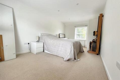 Bedroom.jpg