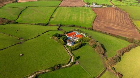 1023_01 - North Carne Farm, TR16 6NW (small) (17).