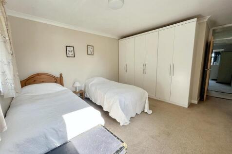 bedroom.jpg