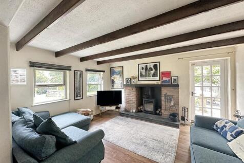 Sitting Room.jpg