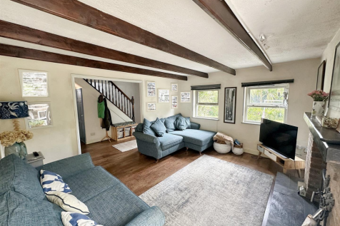 Sitting Room 1.png