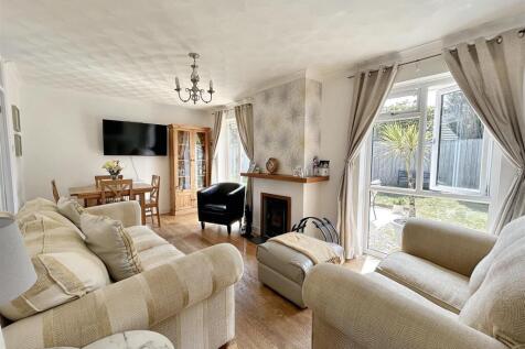 Living room.jpg