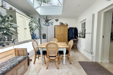 Garden room.jpg