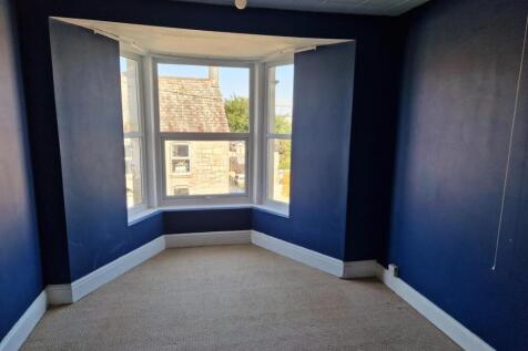 Bedroom 2.jpg