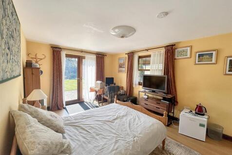 Annexe Bedroom.jpg