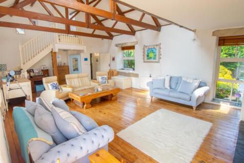 0825_02 - Rose Barn, Tregony, TR2 5SE (121).jpg