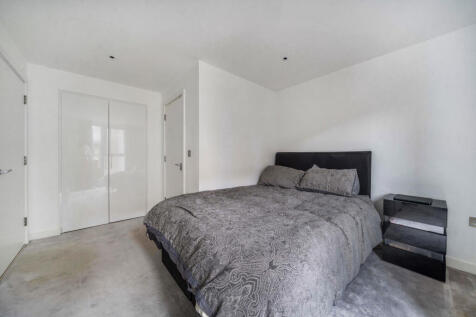 1340544-11-68a336...