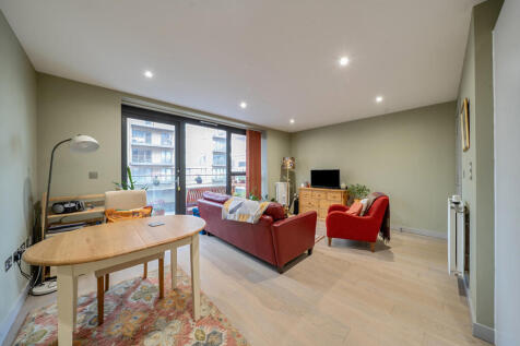 1365843-14-68f111...