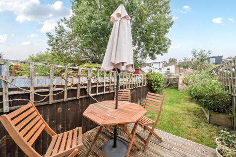 1363015-5-68e6457...