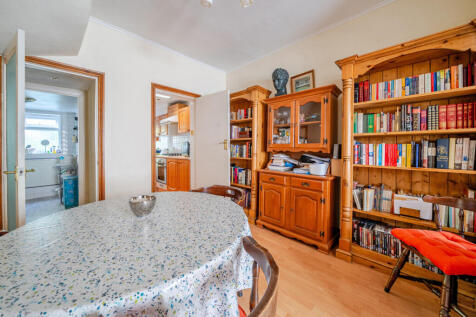 1372588-18-69033c...